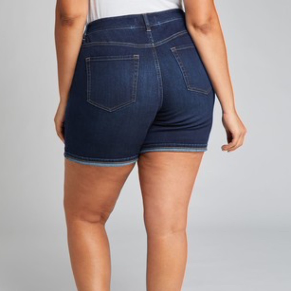 Lane Bryant Dark Was Short Short Size 22